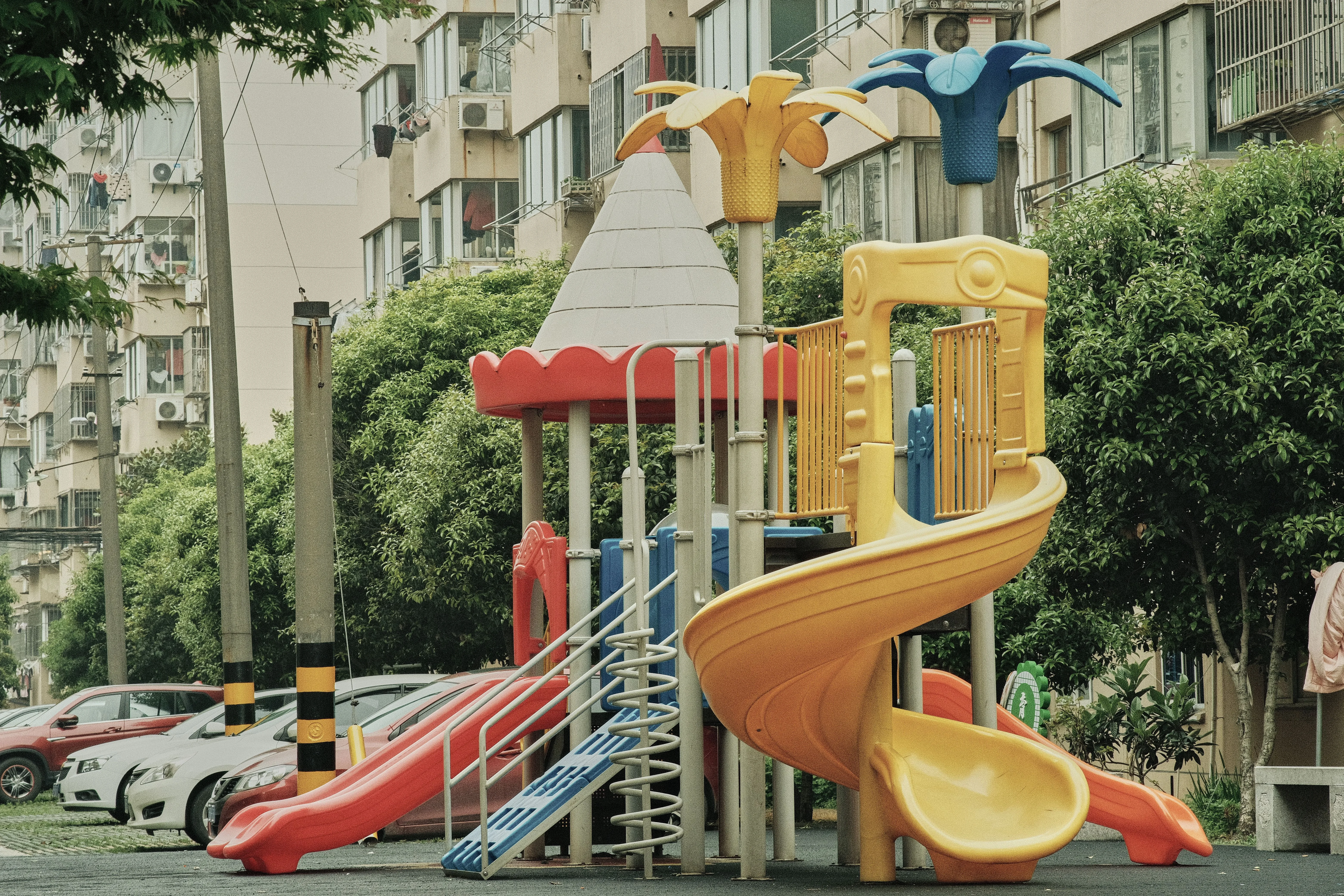 Community at MAHINDRA BEACONHILL, Mahalaxmi, Mumbai